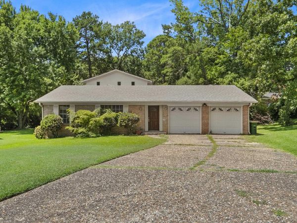 3320 Dartmouth Court, Little Rock, AR 72204
