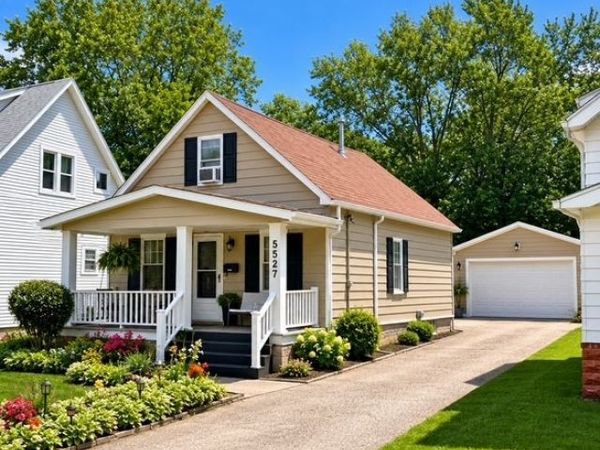 5527 Morgan , Maple Heights, OH 44137