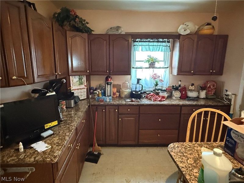 3147 W 44th Street, Cleveland, OH 44109 Photo 2