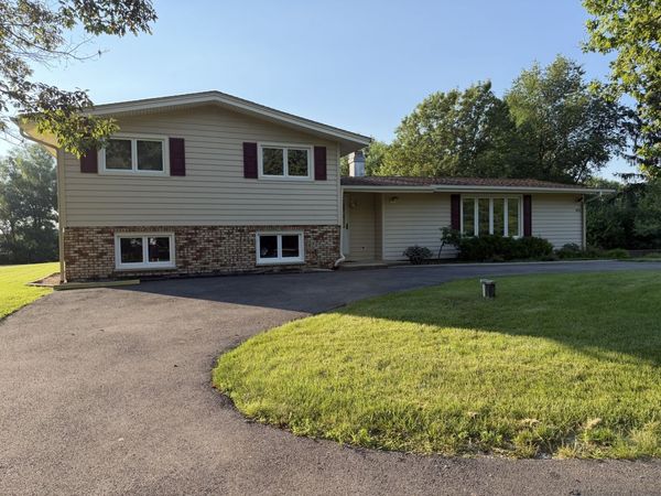 S519 Skyline Drive , Batavia, IL 60510