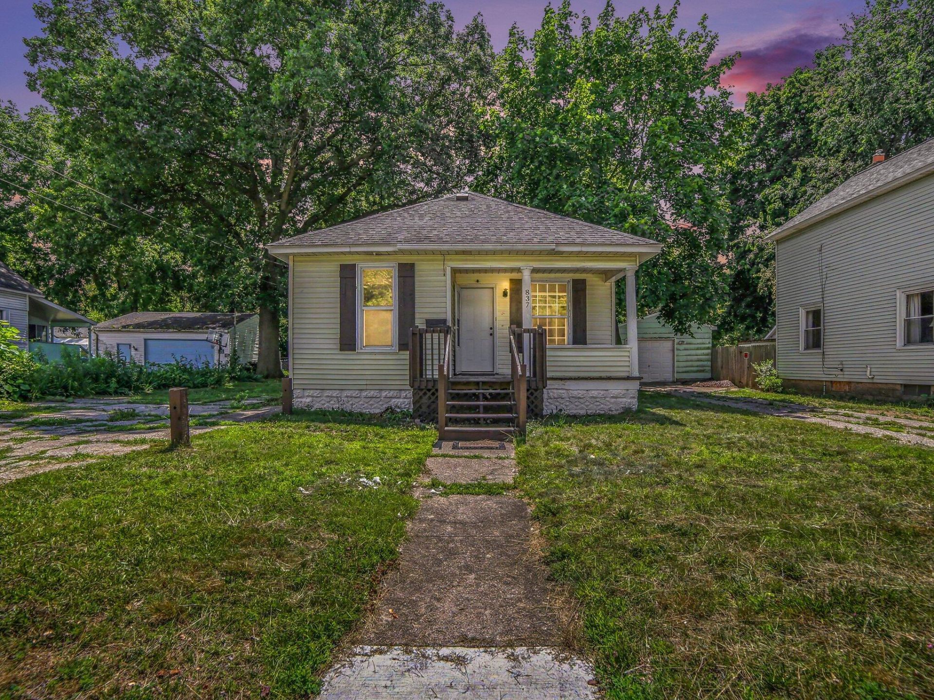 837 W Southern Avenue, Muskegon, MI 49441 Main Photo