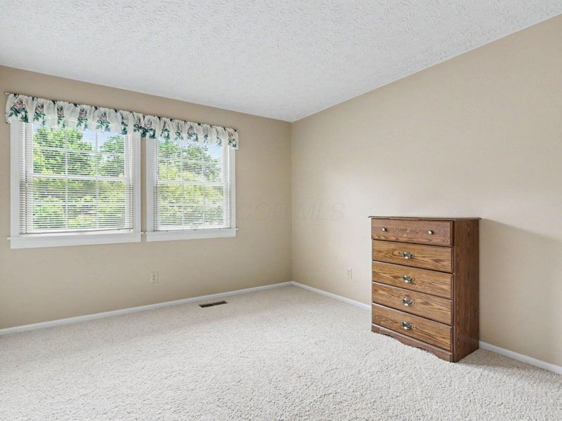 5795 Ballymead Boulevard, Dublin, OH 43016 Photo 24