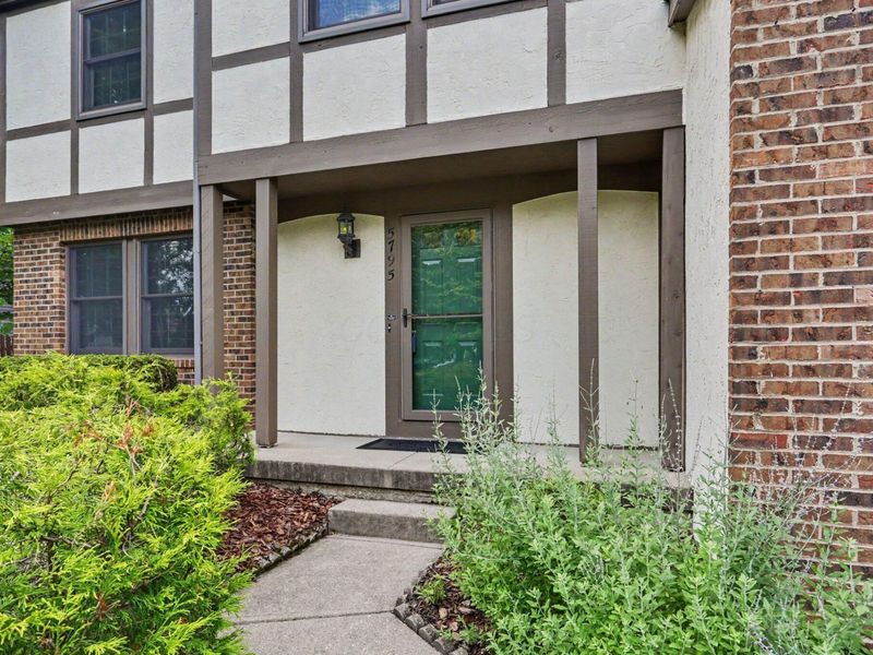 5795 Ballymead Boulevard, Dublin, OH 43016 Photo 3