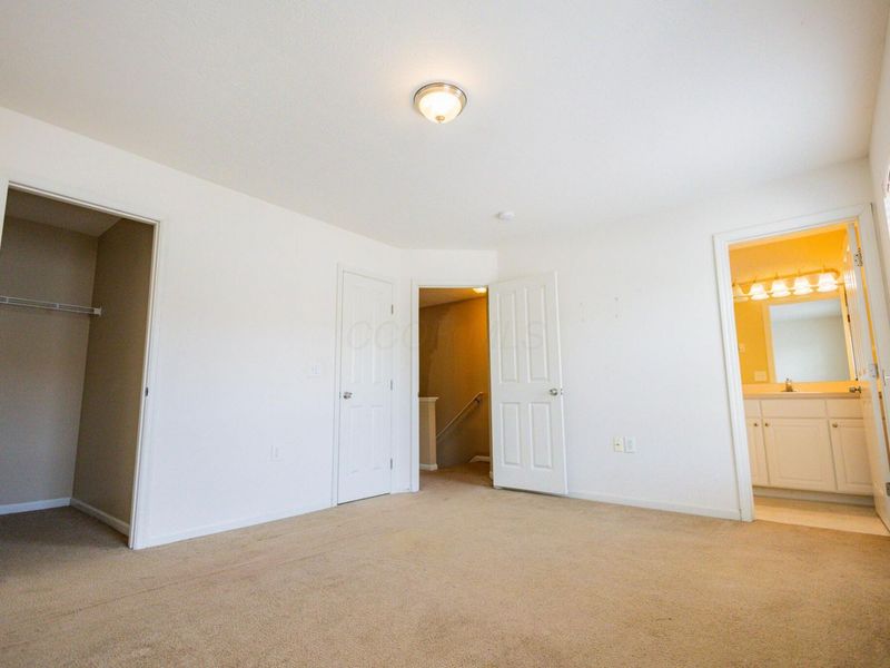 3593 Bracknell Forest Drive, Groveport, OH 43125 Photo 9