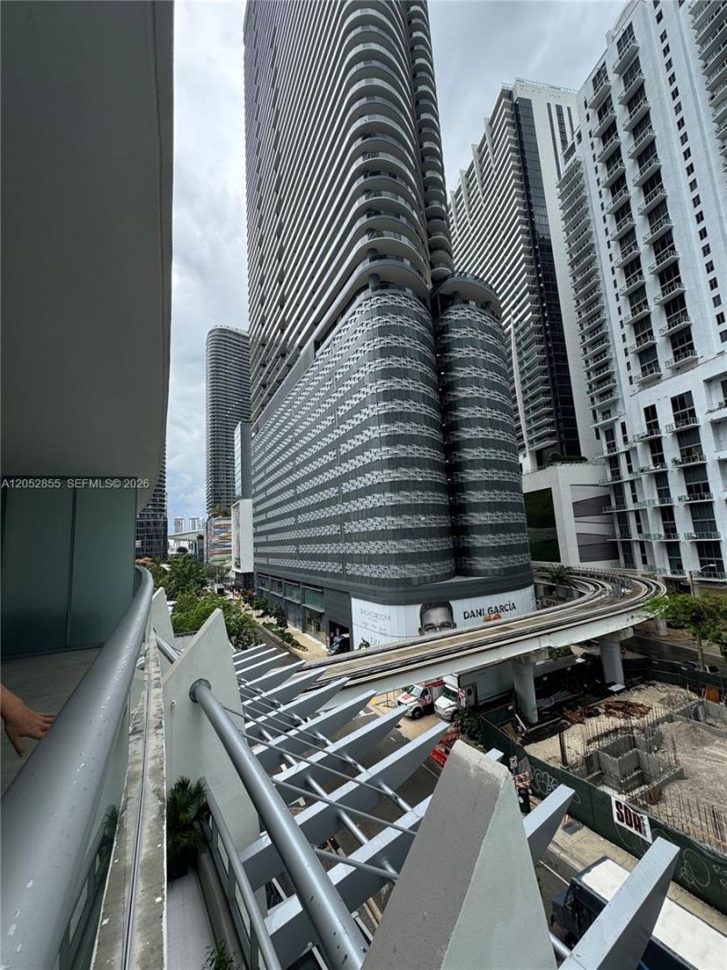 1100 S Miami Ave, Unit 411, Miami, FL 33130 Photo