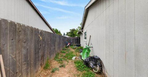 8960 Brydon Way, Sacramento, CA 95826 Photo