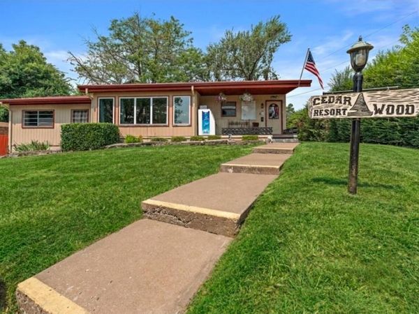 33 Lakeshore Drive , Kimberling City, MO 65686