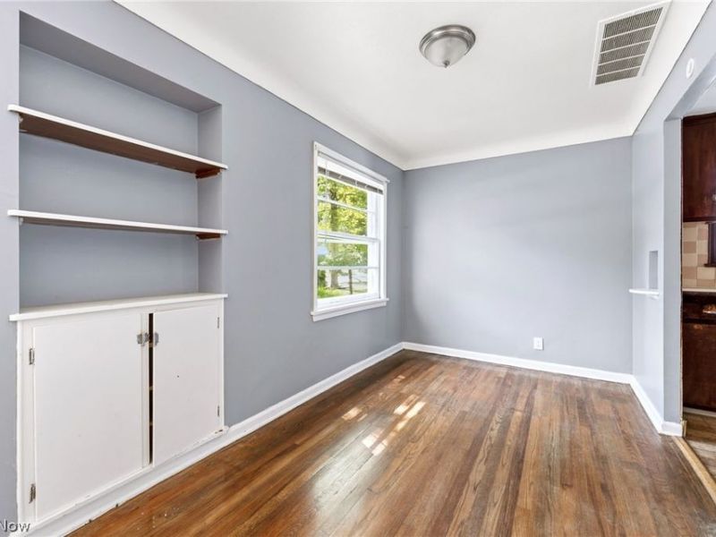 988 Glenside Road, South Euclid, OH 44121 Photo 5