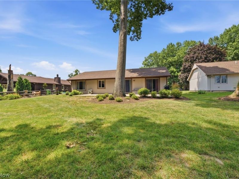 3828 Surfside Circle , Reminderville, OH 44202 Photo 18