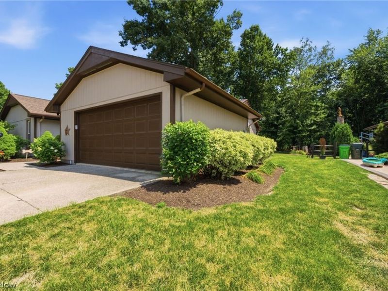 3828 Surfside Circle , Reminderville, OH 44202 Photo 20