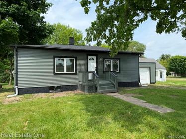 3585 Marcus Street, Deckerville Vlg, MI 48427