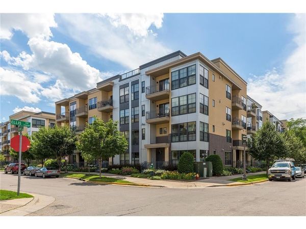 2566 Ellis Avenue , Unit 303, Saint Paul, MN 55114