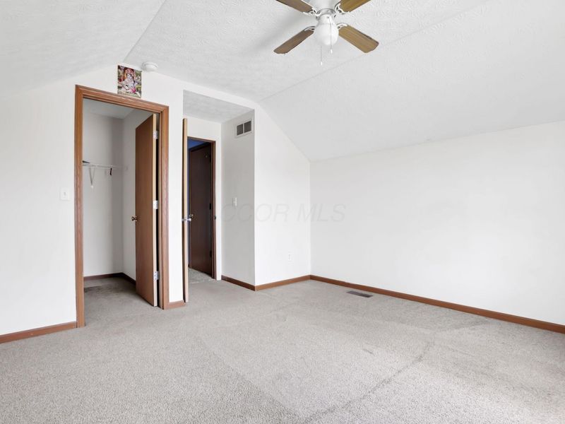562 Hunnicut Drive, Reynoldsburg, OH 43068 Photo 25