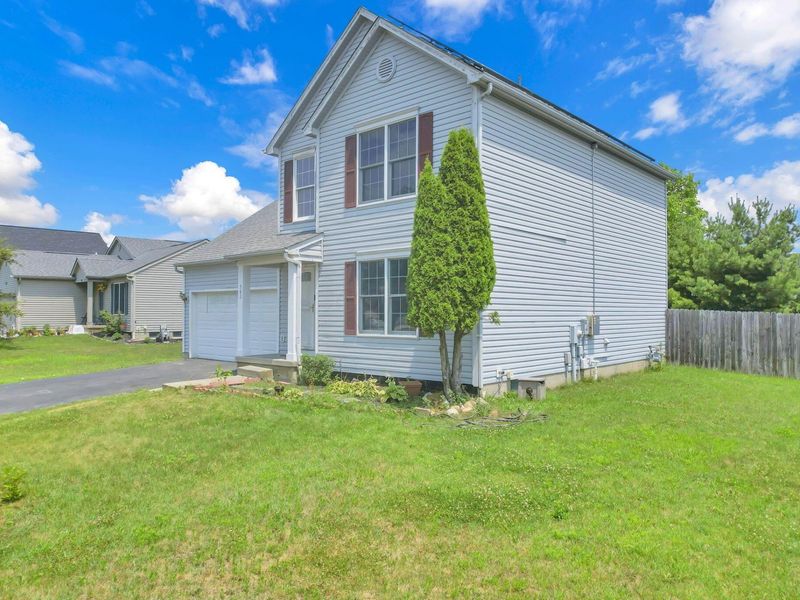 562 Hunnicut Drive, Reynoldsburg, OH 43068 Photo 3