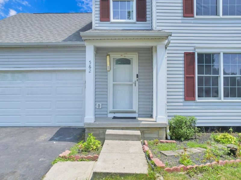 562 Hunnicut Drive, Reynoldsburg, OH 43068 Photo 5