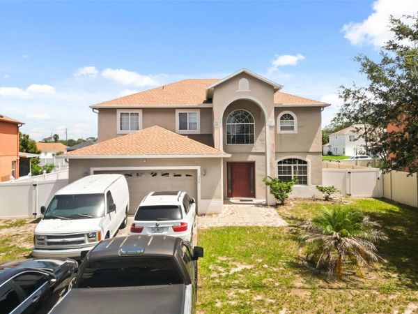 335 CHURCHILL COURT , KISSIMMEE, FL 34759