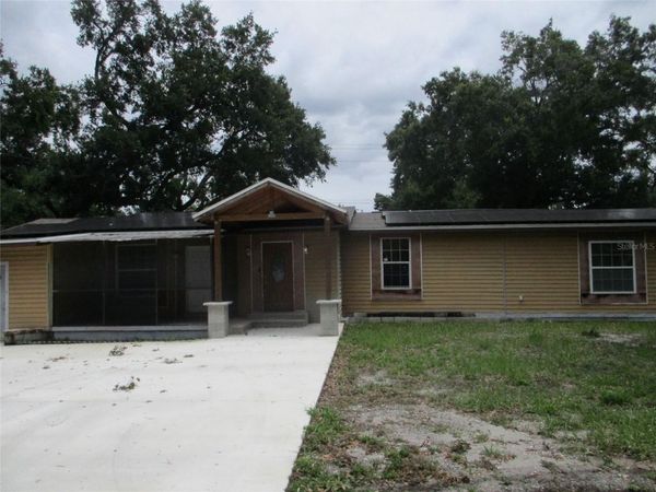 302 E 130TH AVENUE , TAMPA, FL 33612