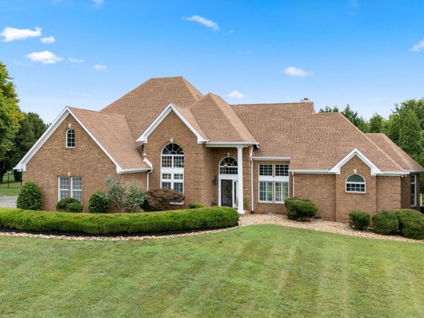 3746 Jackson Bend Drive, Louisville, TN 37777