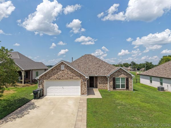 103 W 135th Street North , Skiatook, OK 74070