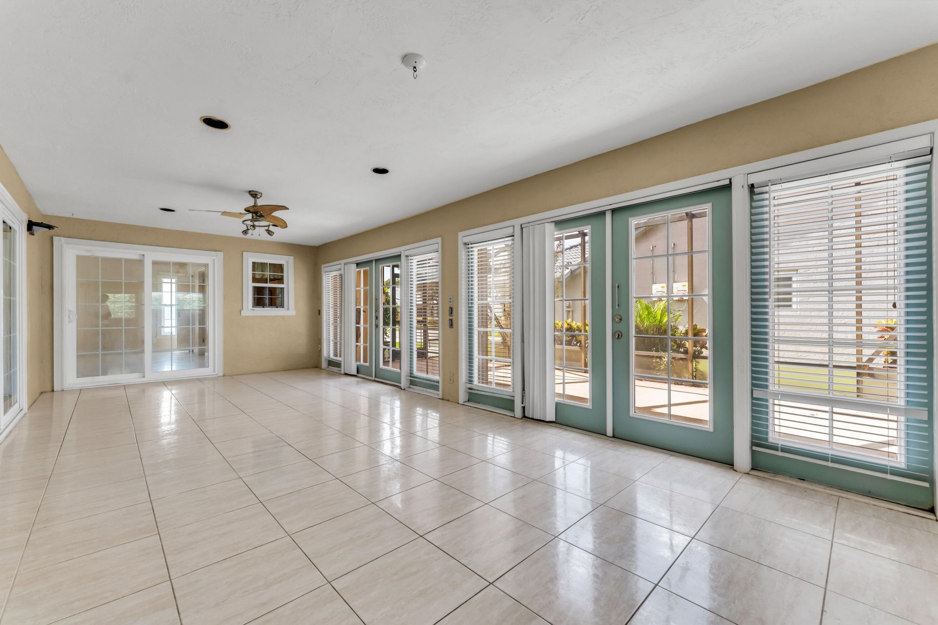6083 Sunberry Circle, Boynton Beach, FL 33437 Photo