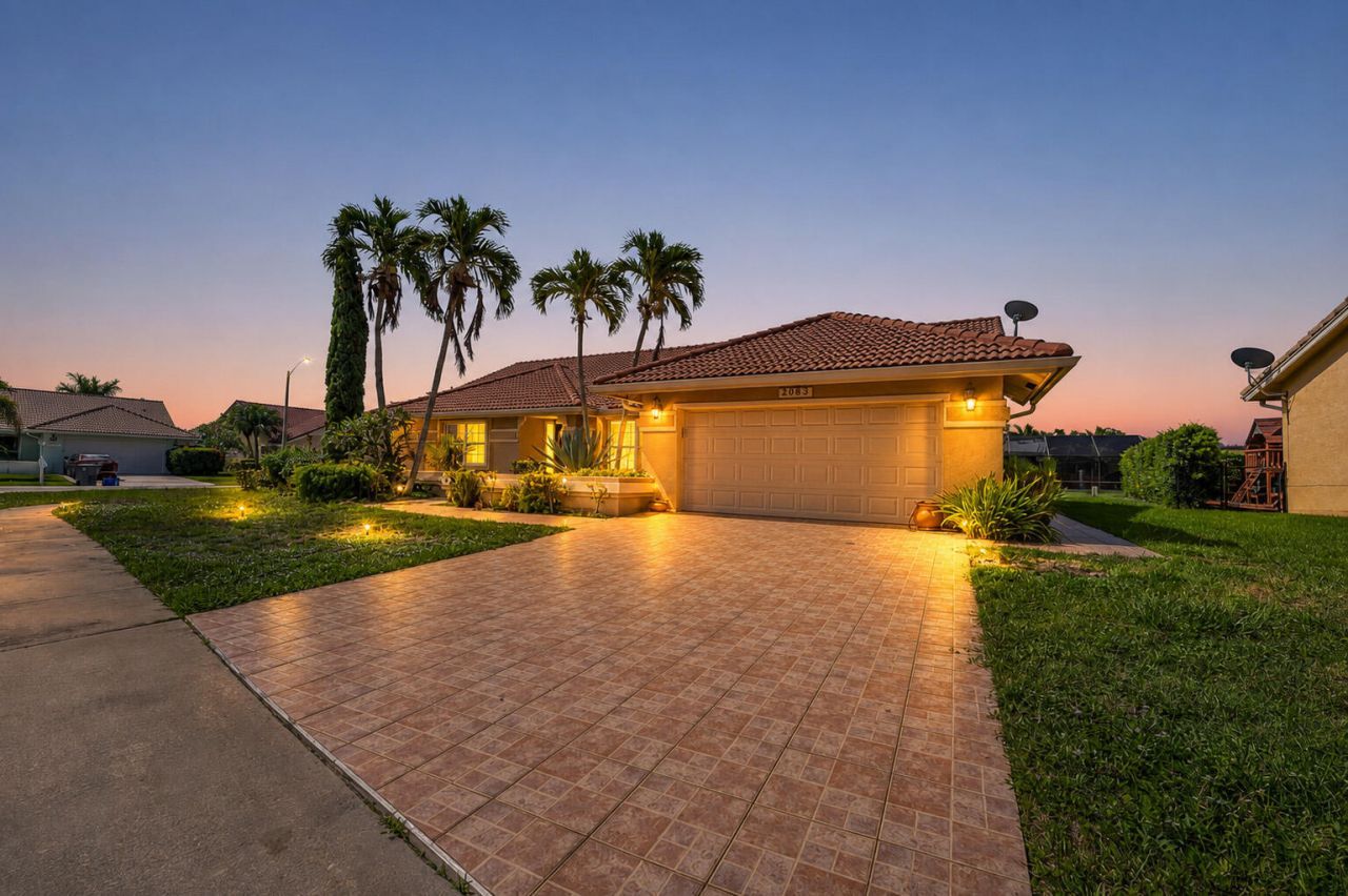 6083 Sunberry Circle, Boynton Beach, FL 33437 Photo