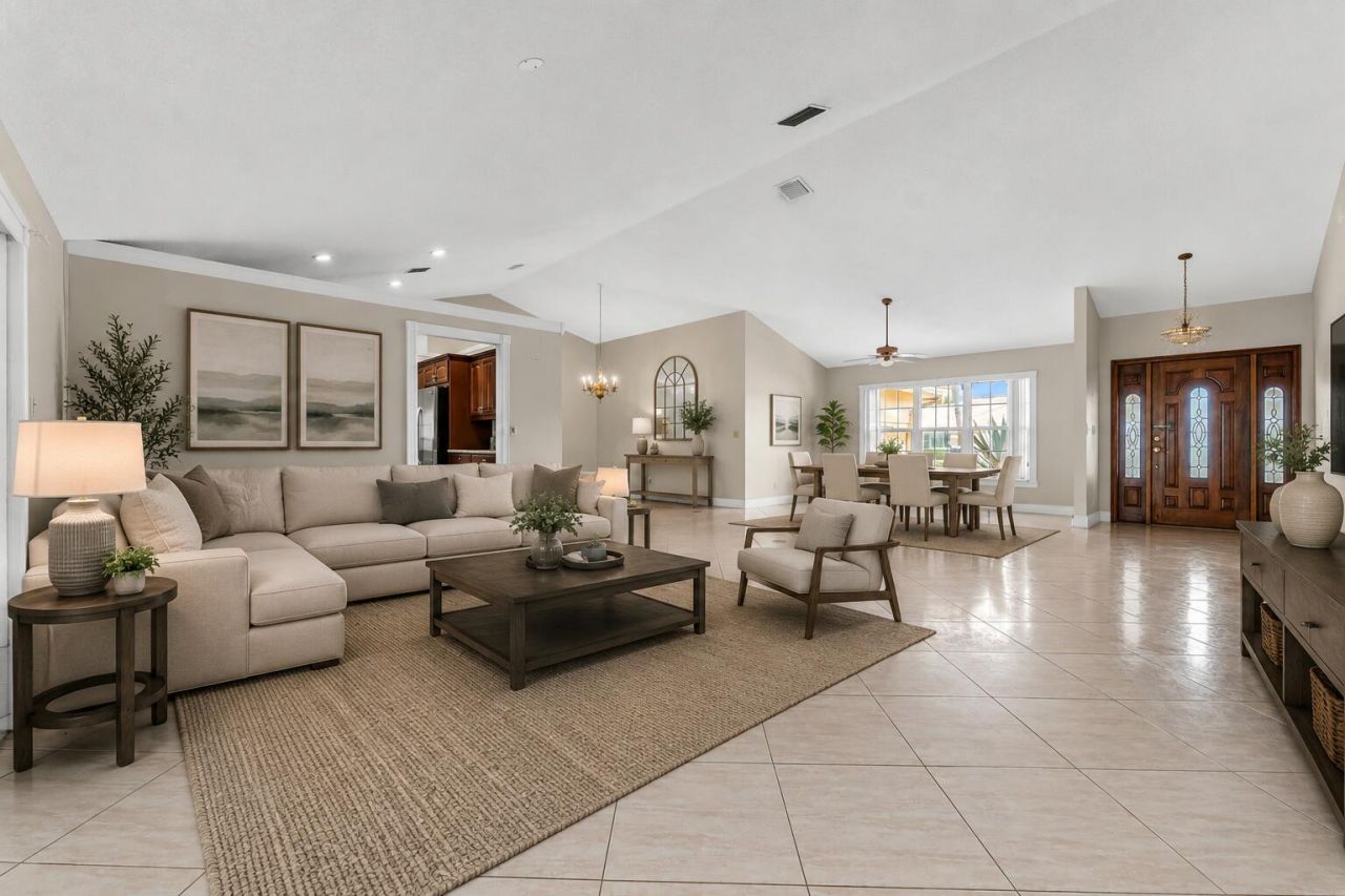 6083 Sunberry Circle, Boynton Beach, FL 33437 Photo