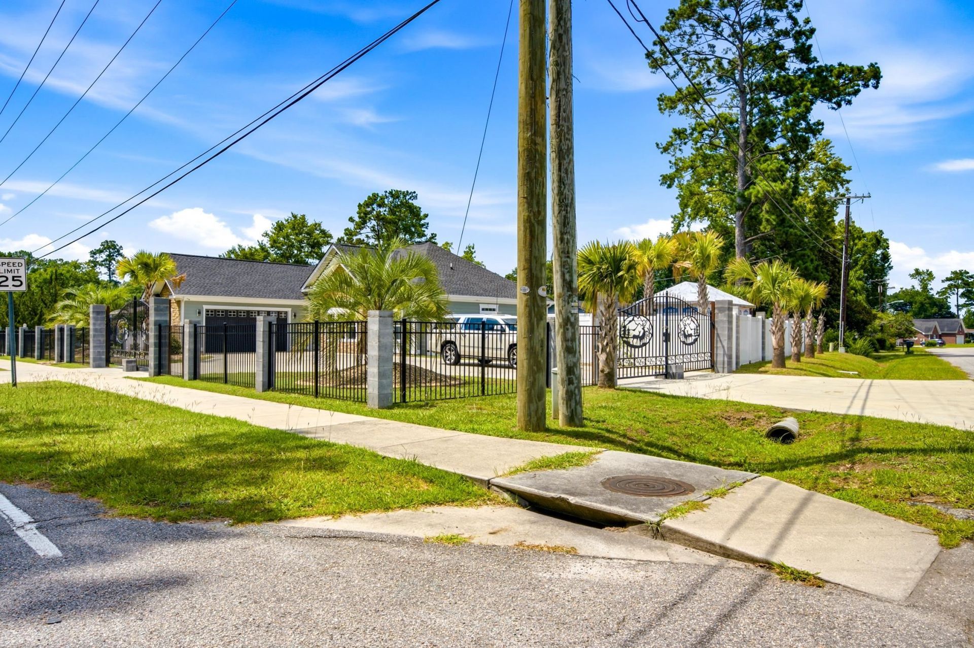 1700 Horry St. Photo 24