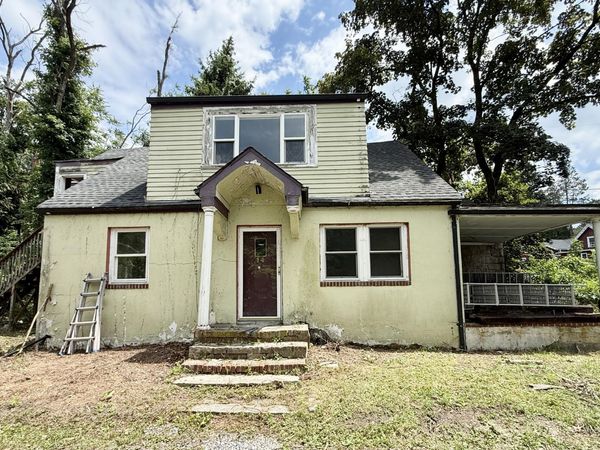 14 Magurno Lane, POUGHKEEPSIE, NY 12603