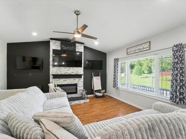 127 Doyle Avenue, Evansdale, IA 50707