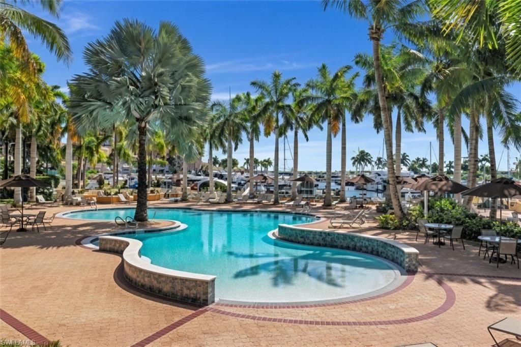 6081 Silver King Blvd, Unit 202, Cape Coral, FL 33914 Photo