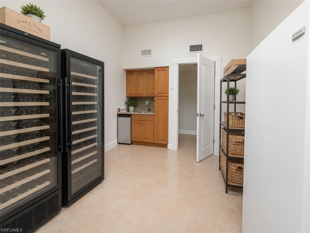 6081 Silver King Blvd, Unit 202, Cape Coral, FL 33914 Photo