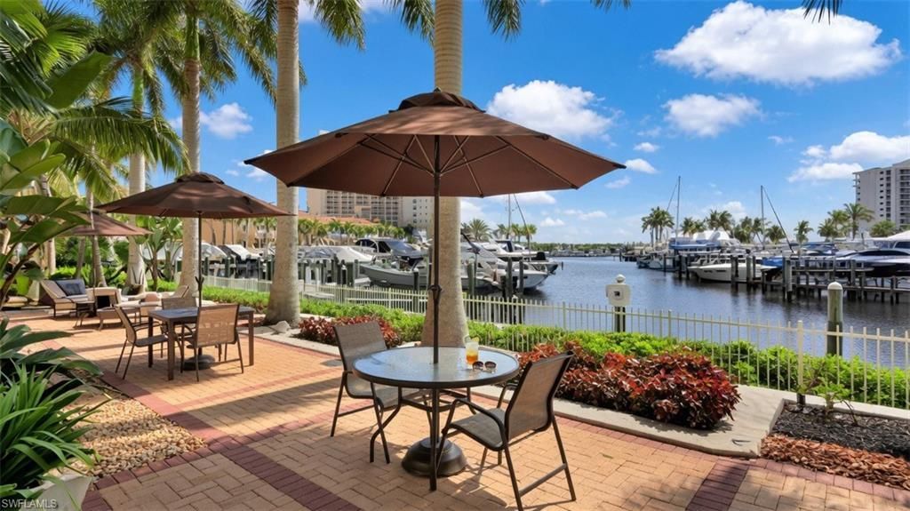 6081 Silver King Blvd, Unit 202, Cape Coral, FL 33914 Photo