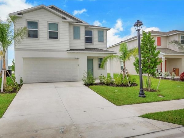 19550 Fairhill CT, LEHIGH ACRES, FL 33974