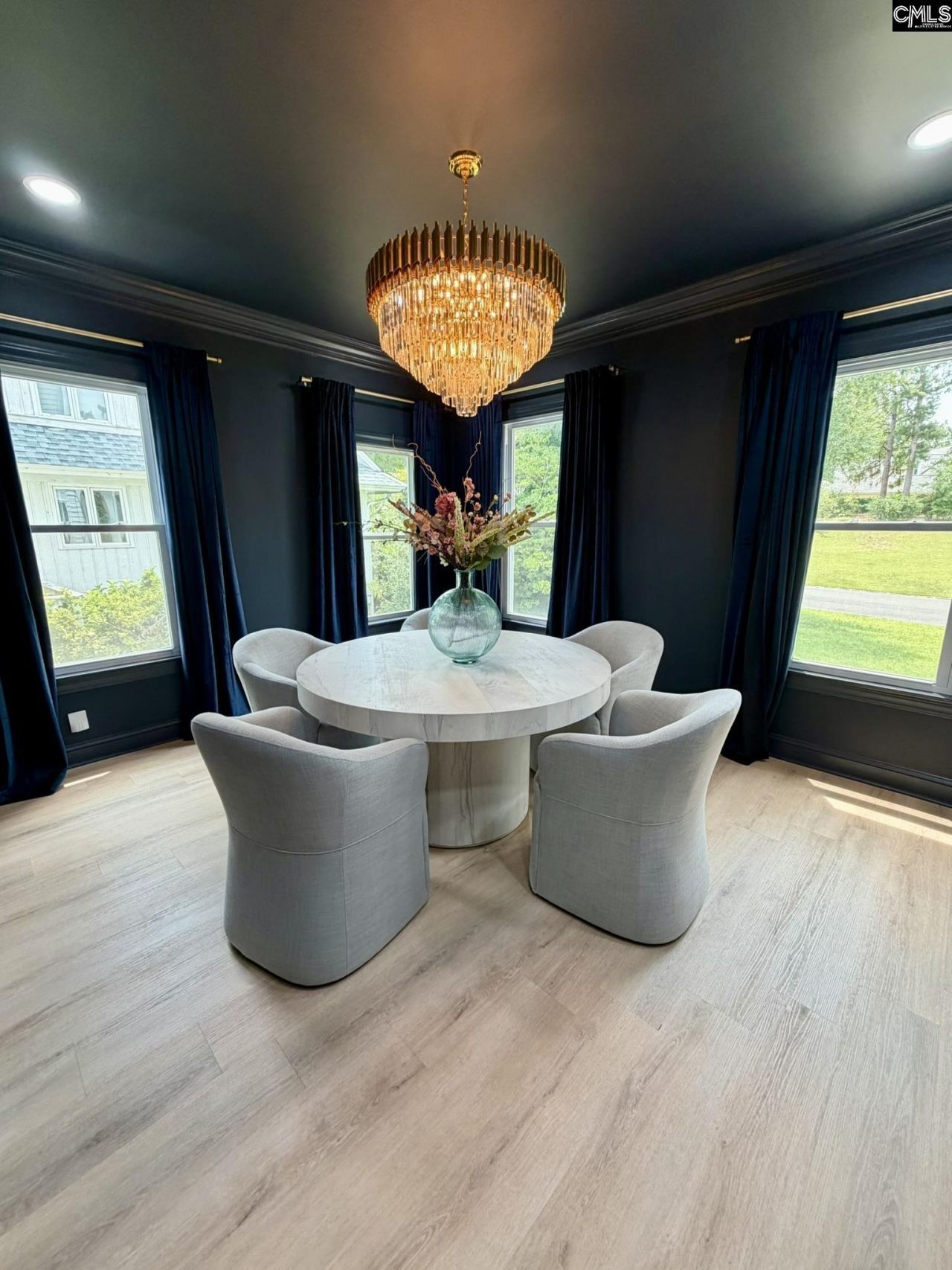 38 Mallet Hill Court  Photo 8
