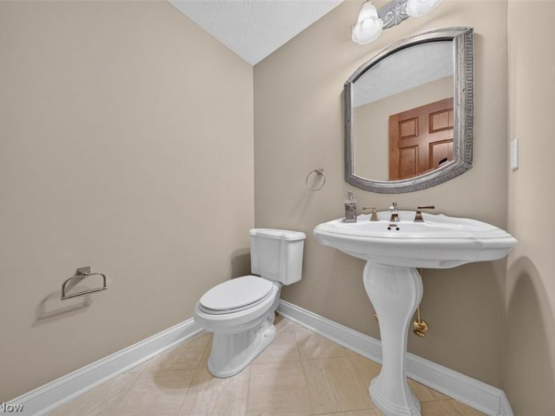 6056 Mint Hill Drive, Medina, OH 44256 Photo 17