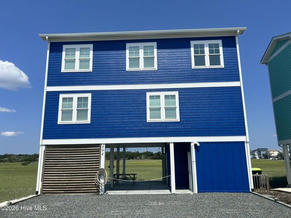 494 Ocean Boulevard W, Holden Beach, NC 28462