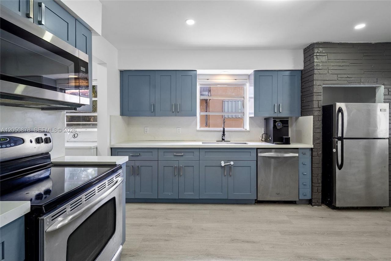 230 NE 2nd Pl , Dania Beach, FL 33004 Photo