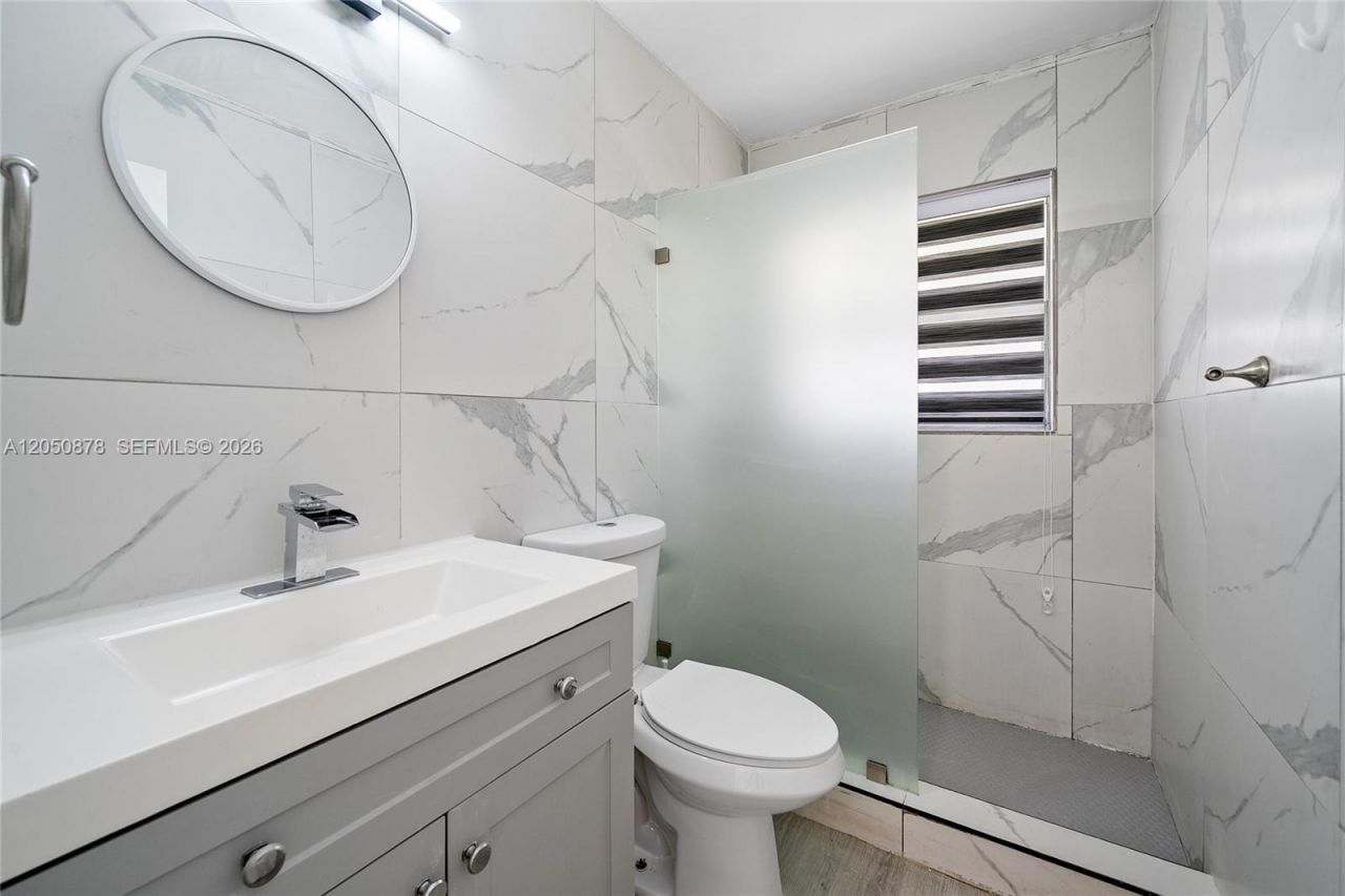 230 NE 2nd Pl , Dania Beach, FL 33004 Photo