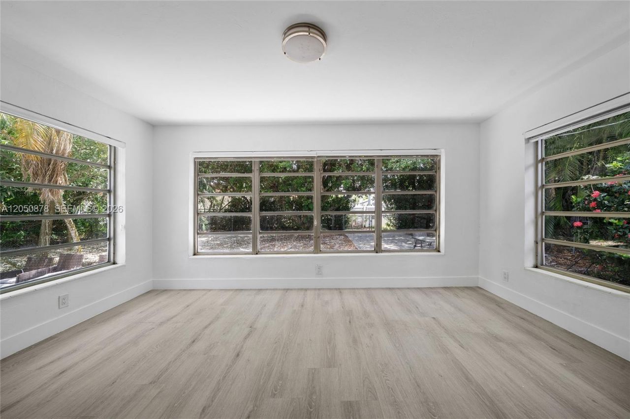 230 NE 2nd Pl , Dania Beach, FL 33004 Photo
