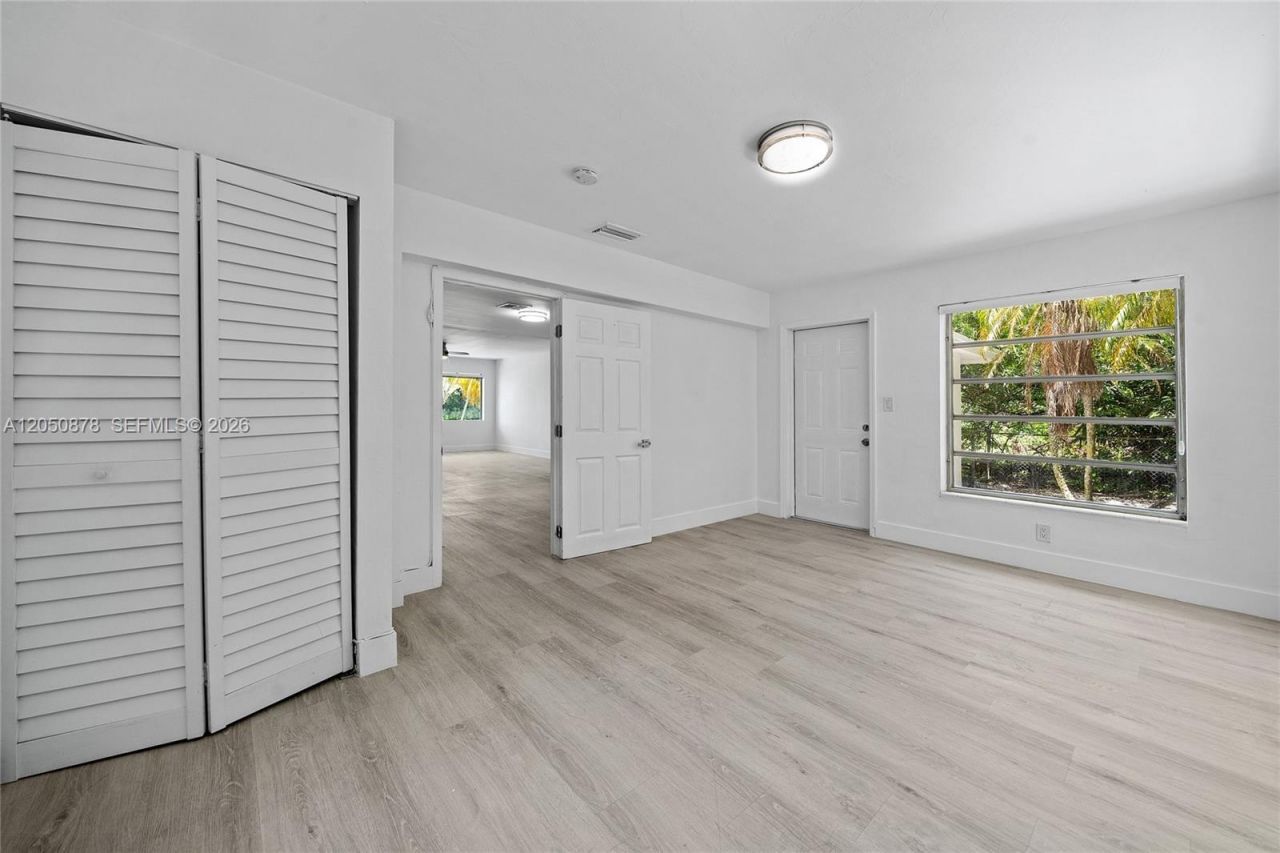 230 NE 2nd Pl , Dania Beach, FL 33004 Photo