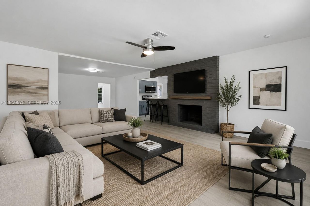 230 NE 2nd Pl , Dania Beach, FL 33004 Photo
