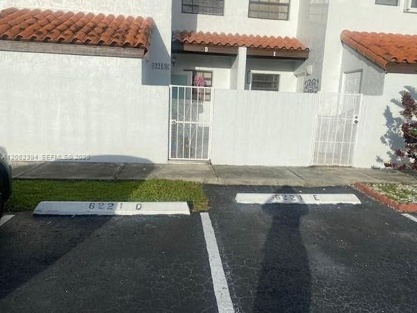 6221 SW 138th Ct , Unit D, Miami, FL 33183