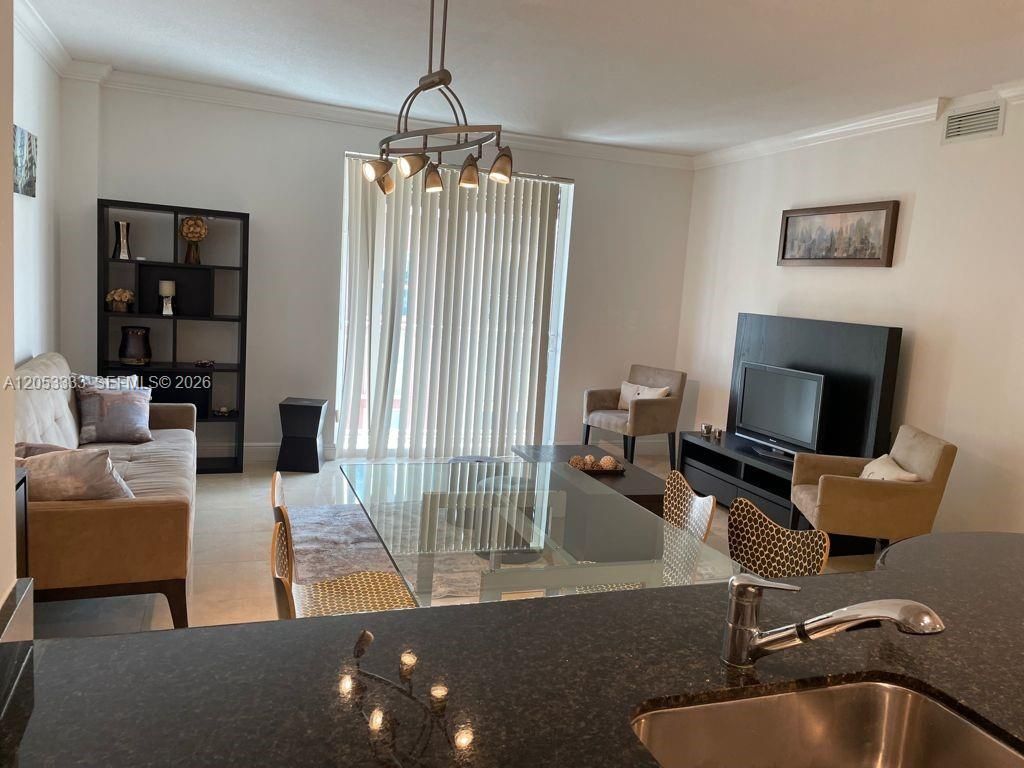 7275 SW 89th St, Unit B522, Miami, FL 33156 Photo