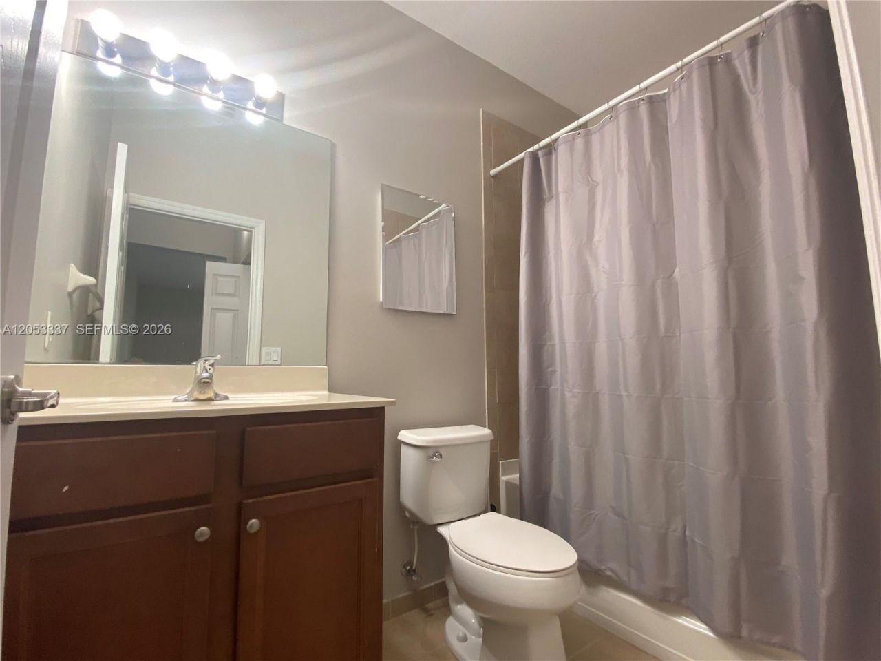8960 NW 97th Ave , Unit 220, Doral, FL 33178 Photo