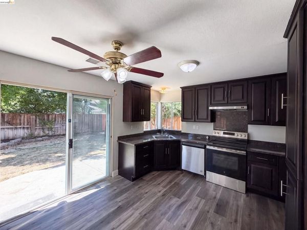 5150 Brookfield Ct, Antioch, CA 94531