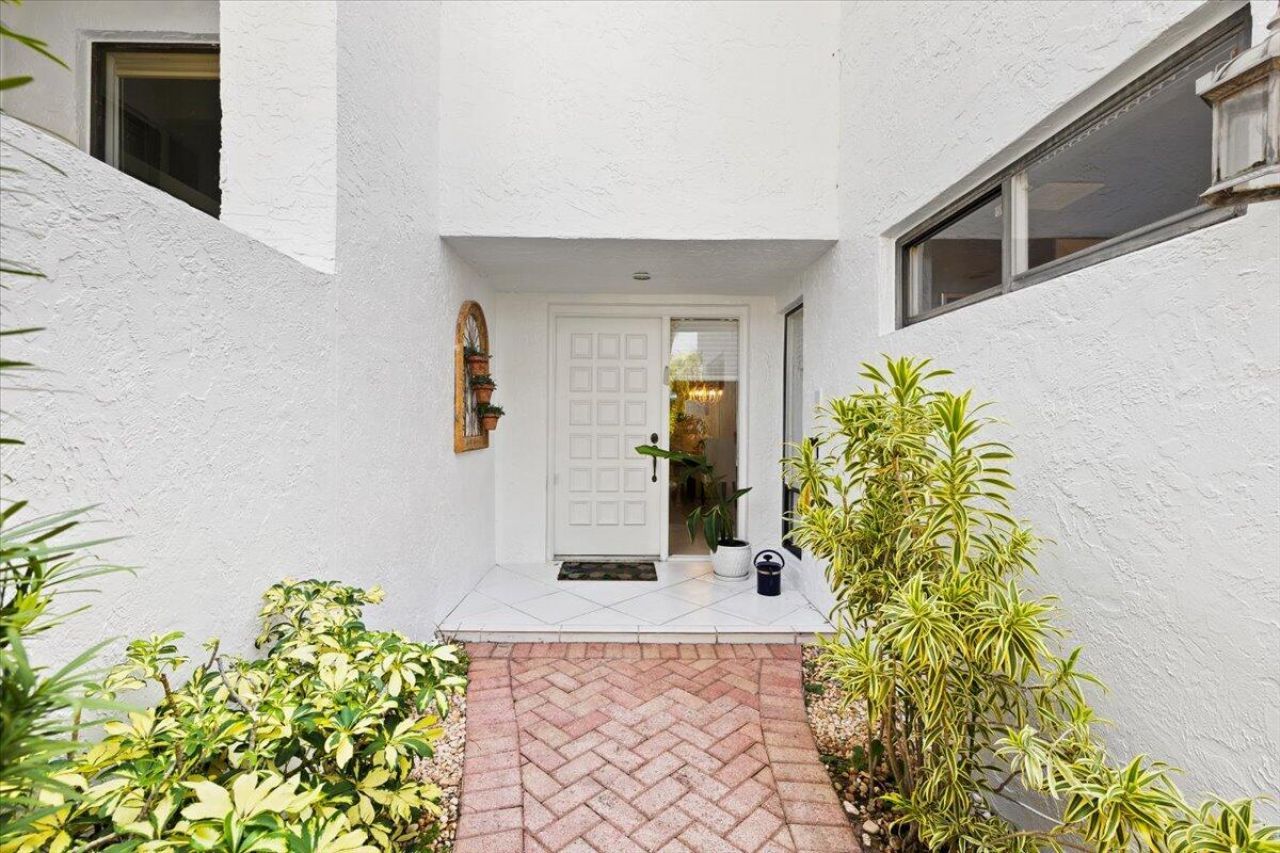 7338 Woodmont Court, Boca Raton, FL 33434 Photo