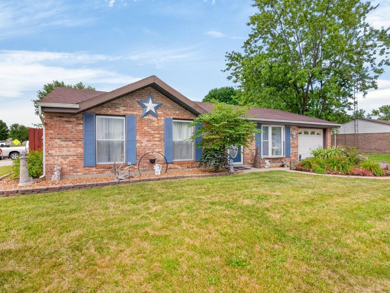 106 Meadowview Lane, Anna, OH 45302 Photo 3