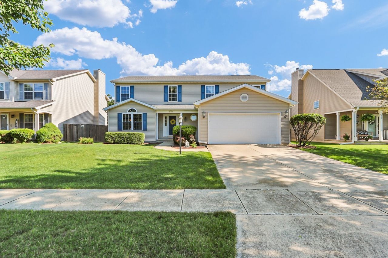 210 Goldenrod Drive, Savoy, IL 61874