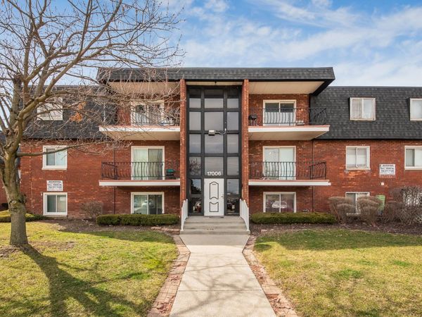 17006 Novak Drive , Unit T107, Hazel Crest, IL 60429