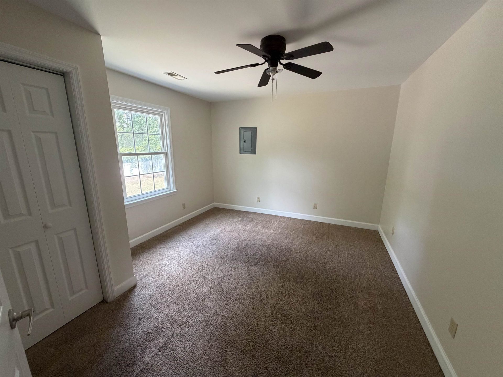 609 S Beech Ave.  Photo 17